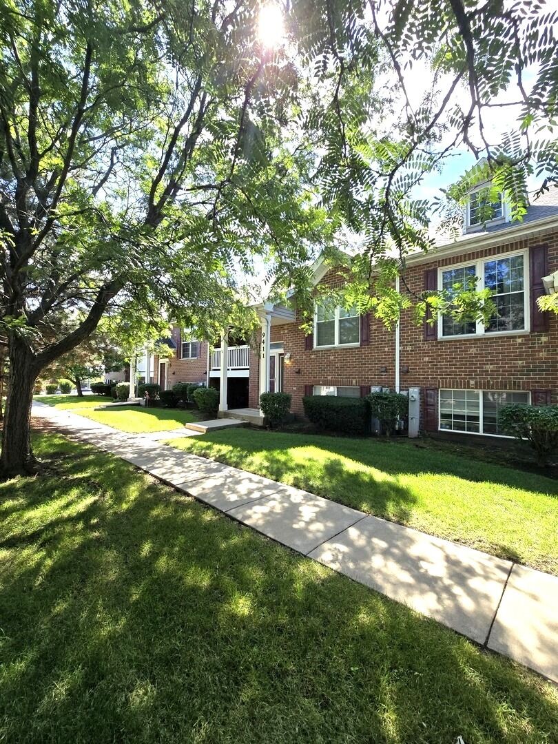 Property Photo: 9411 Albany Court IL 60467