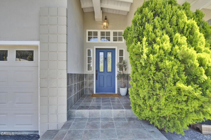 Property Photo: 3136 Frances Avenue CA 91214