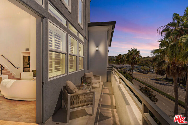 Property Photo:  7100 Playa Vista Drive 402  CA 90094 