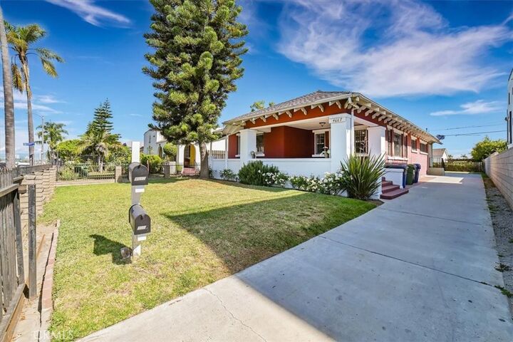 Property Photo: 4667 Pickford Street CA 90019