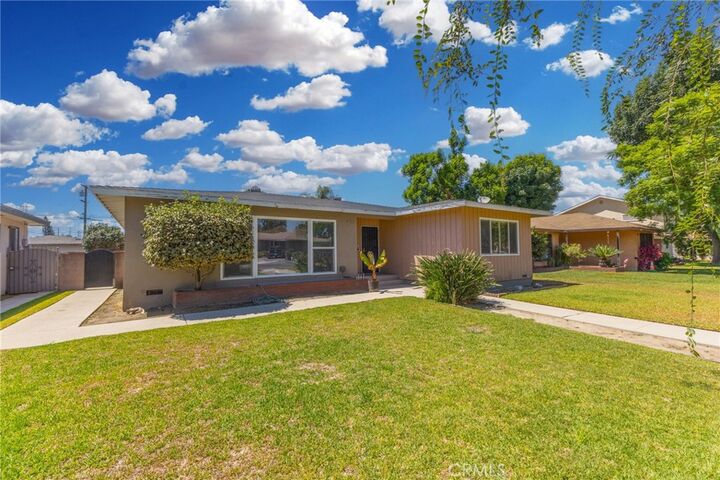 Property Photo: 1607 S Atlantic Drive CA 90221