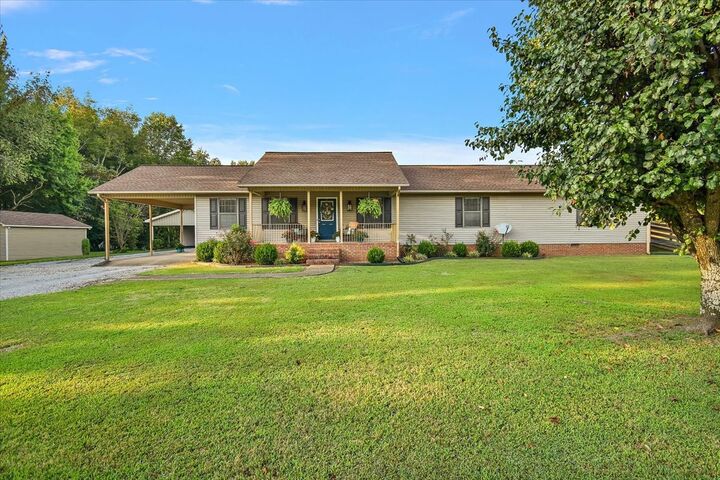 Property Photo:  130 Westside Rd  TN 38464 