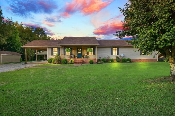 Property Photo: 130 Westside Rd TN 38464
