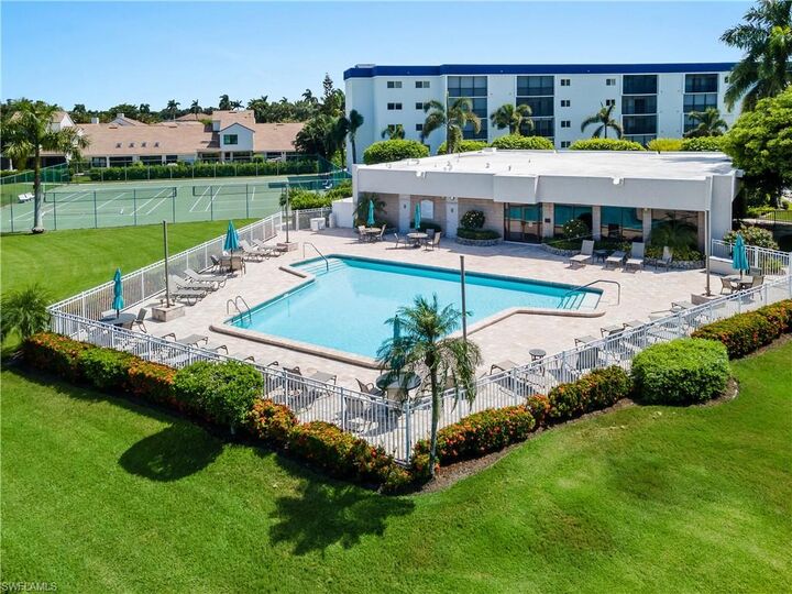 Property Photo:  555 Park Shore Dr B302  FL 34104 