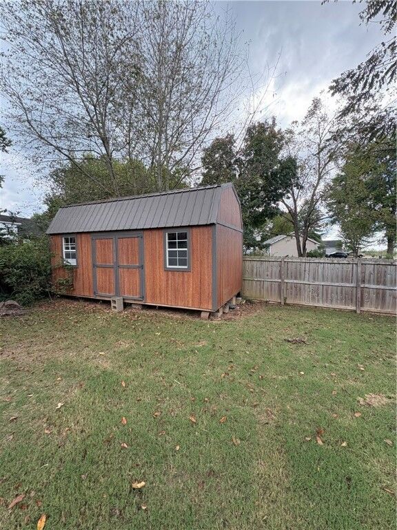 Property Photo: 812 Cedar Lane AR 72753