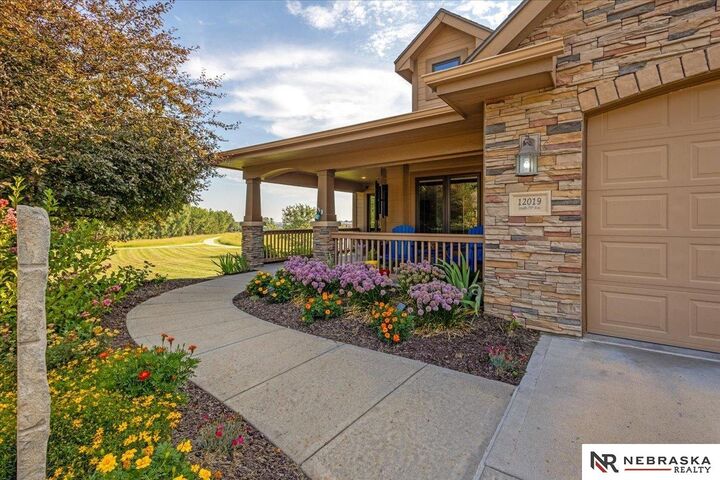 Property Photo: 12019 S 79th Avenue NE 68046