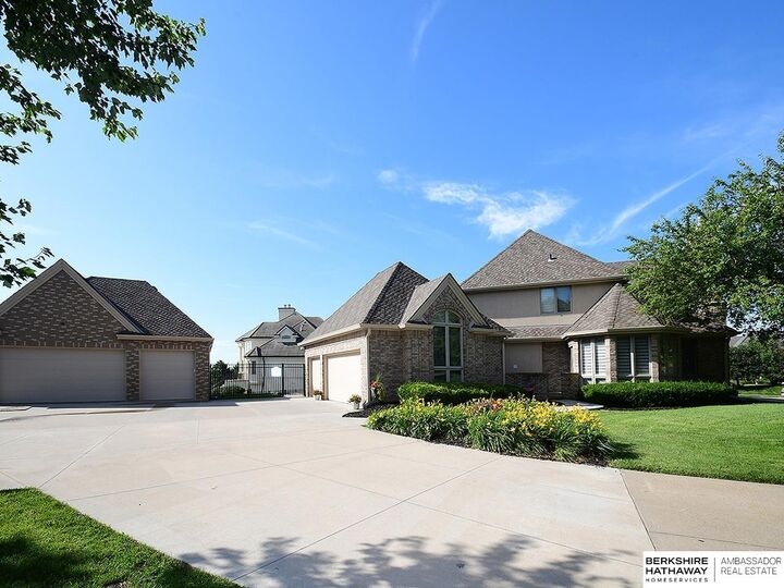 Property Photo: 2227 S 189th Circle NE 68130