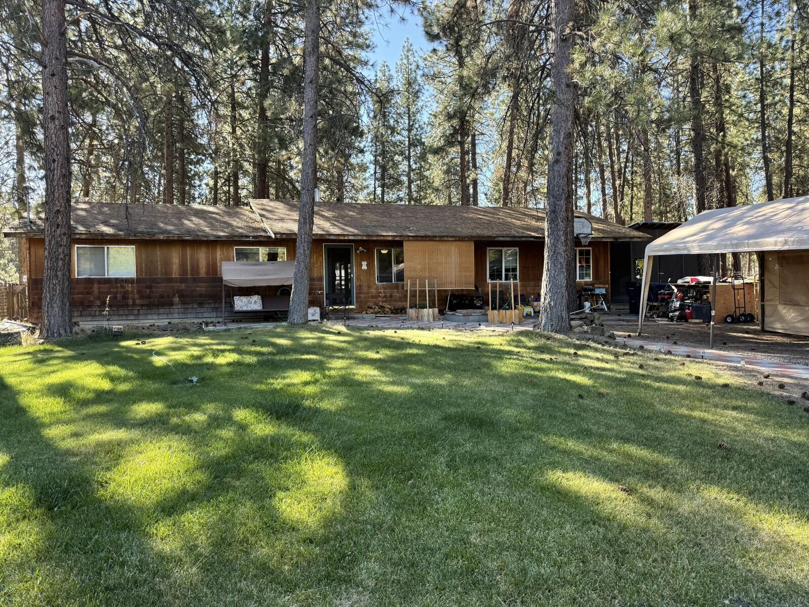 Property Photo: 19501 Baker Road OR 97702