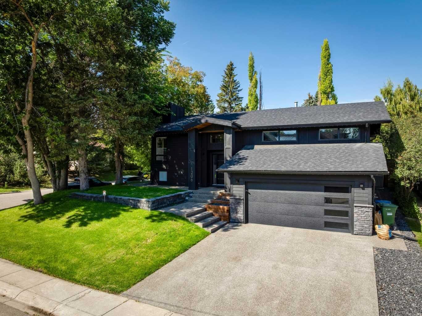 Property Photo: 1206 Varsity Estates Road NW AB T3B 2X2