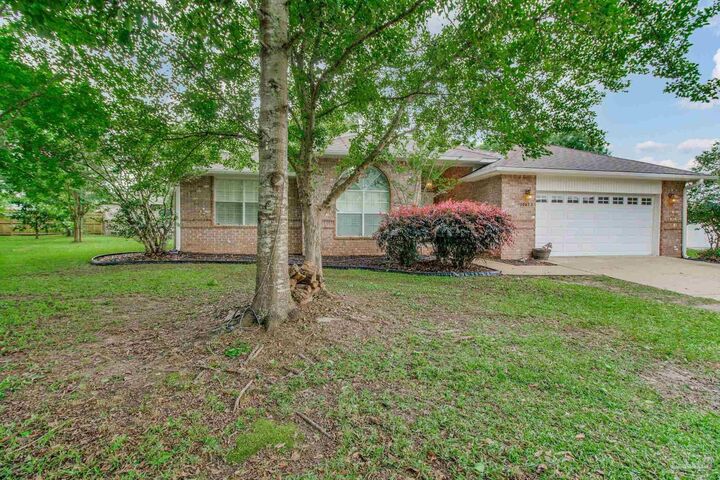 Property Photo: 10675 Aloe Ln AL 36549