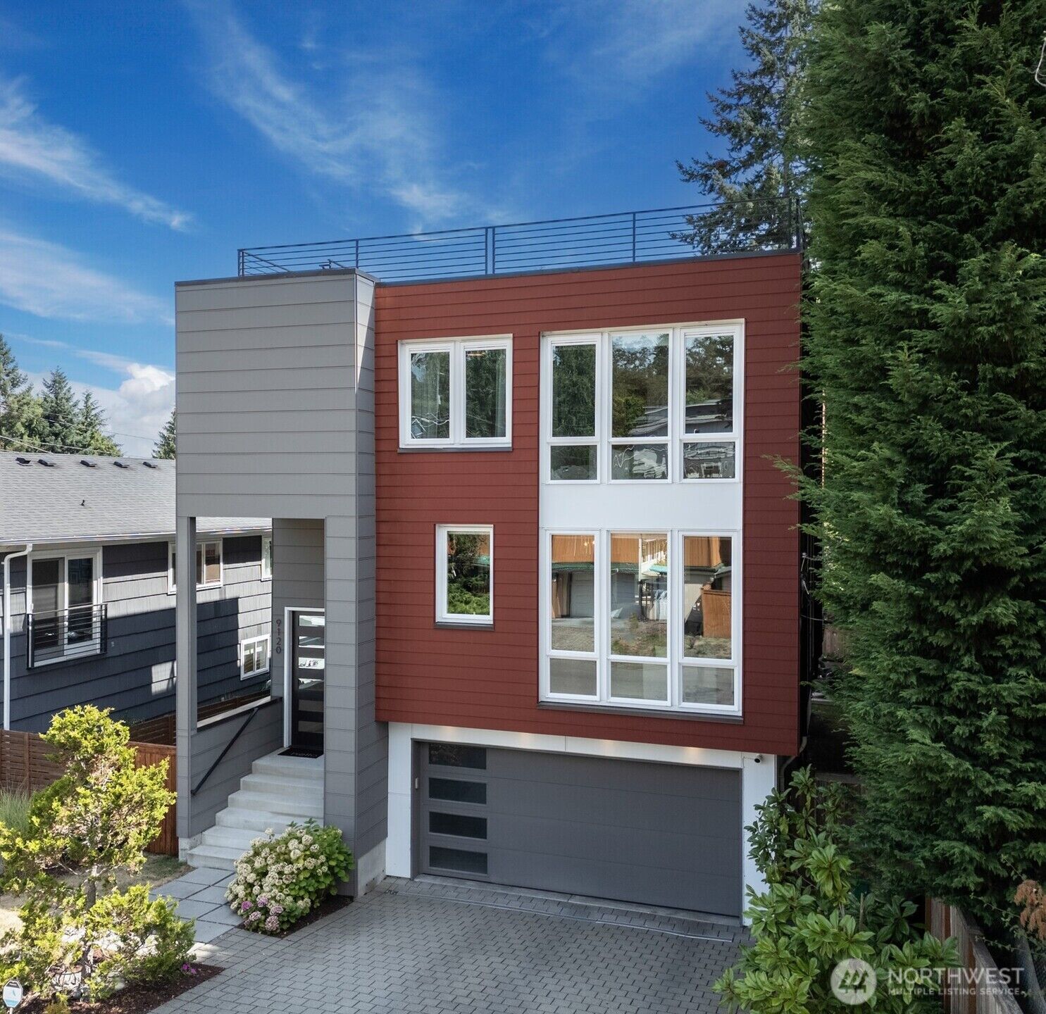 Property Photo: 9120 38th Avenue NE WA 98115