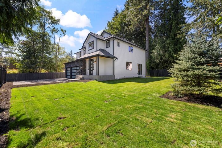 Property Photo: 13332 Lake Road WA 98087