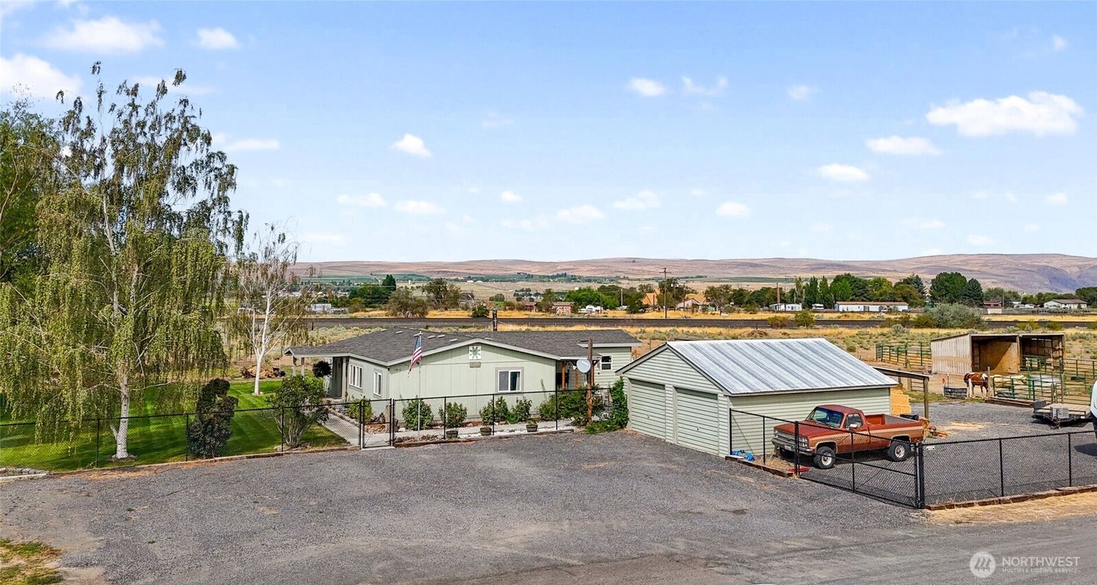 Property Photo: 19014 NE A.5 Road WA 98851