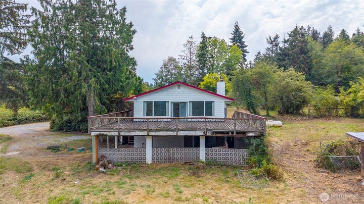 Property Photo: 5956 Buttram Lane WA 98221