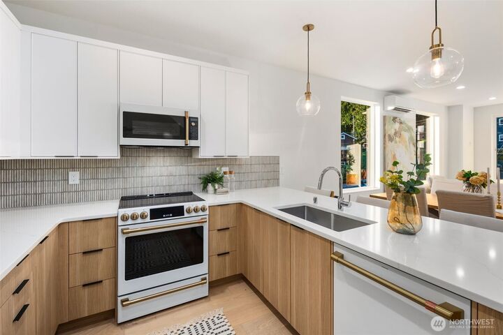 Property Photo: 4123 A Chilberg Avenue SW WA 98116