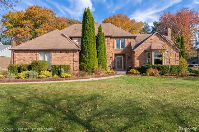 Property Photo:  1102 Cobridge Drive  MI 48306 