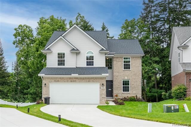 Property Photo: 8740 Oak Ridge Trail MI 48185
