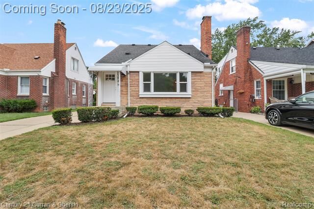 139 Kingsbury Avenue  Dearborn MI 48128 photo