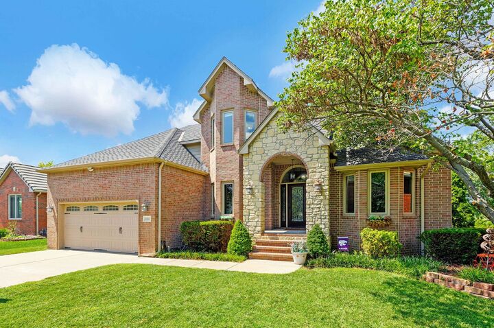 4311 N Spyglass Cir  Wichita KS 67226 photo