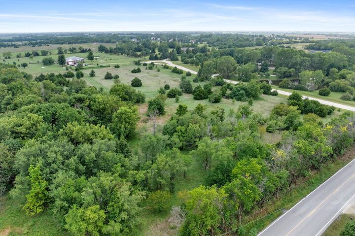 Property Photo:  8802 S Fawn Trail  KS 67037 