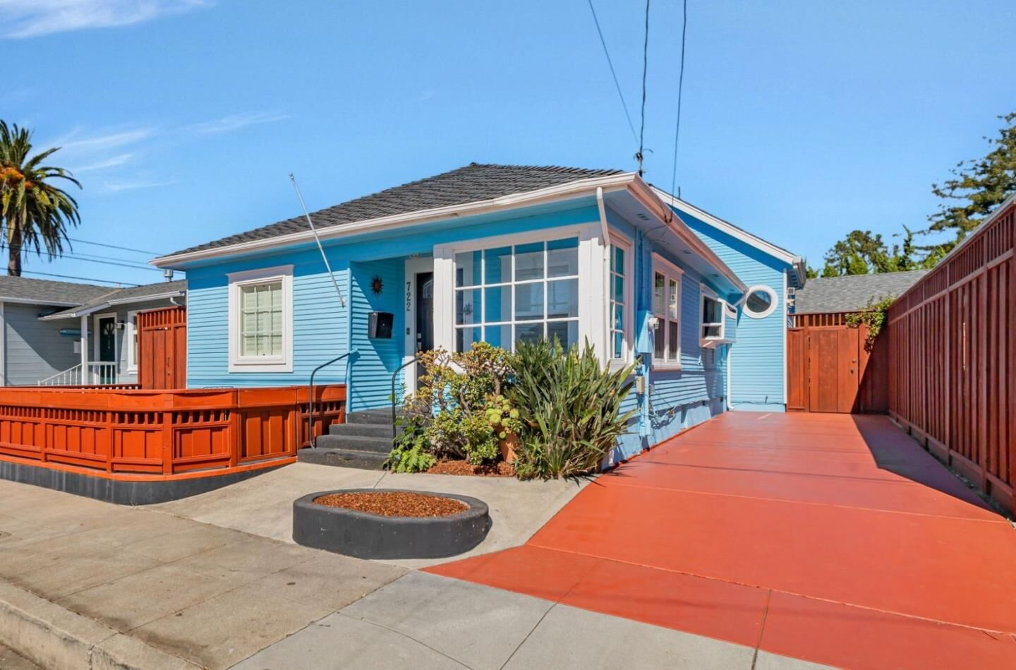 Property Photo: 722 Cayuga Street CA 95062