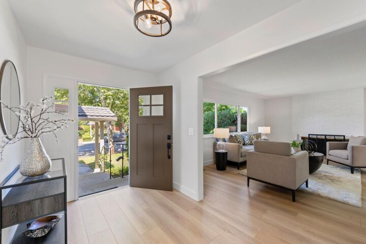 Property Photo: 1580 Benton Street CA 94087
