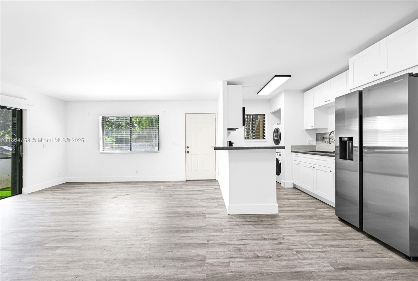 Property Photo: 545 Trace Cir 101 FL 33441
