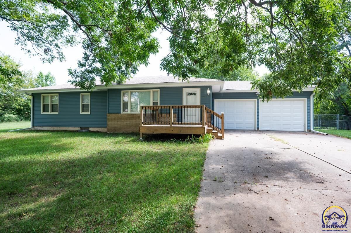 Property Photo:  607 W Main St  KS 66414-0000 