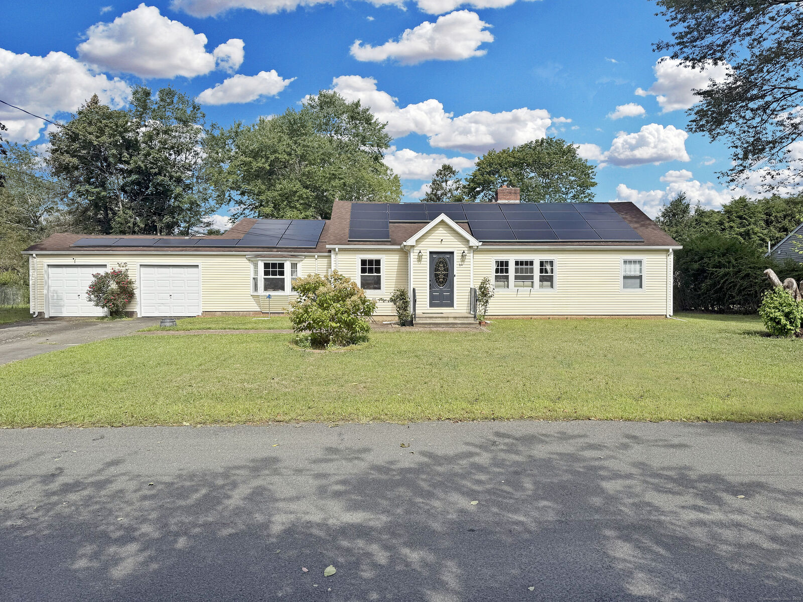 Property Photo: 64 Dohm Avenue CT 06437