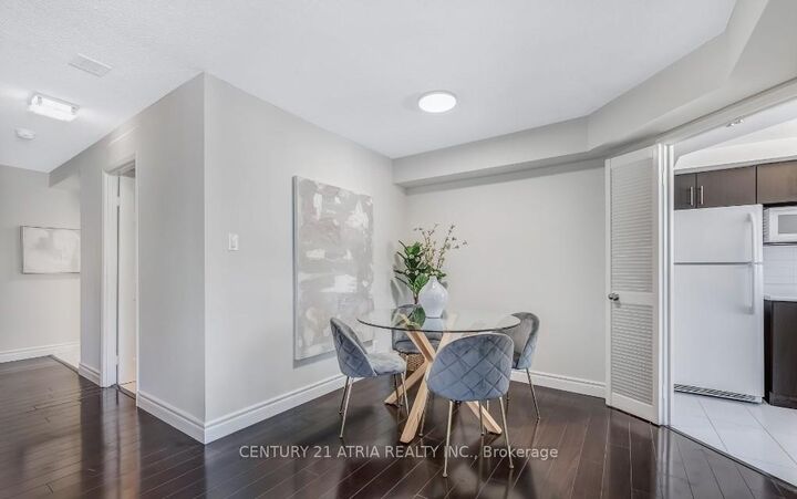 Property Photo: 44 Gerrard Street W 1206 ON M5G 2K2
