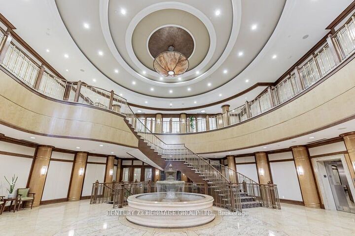 Photo de la propriété: 78 Harrison Garden Boulevard 1704 ON M2N 7E2