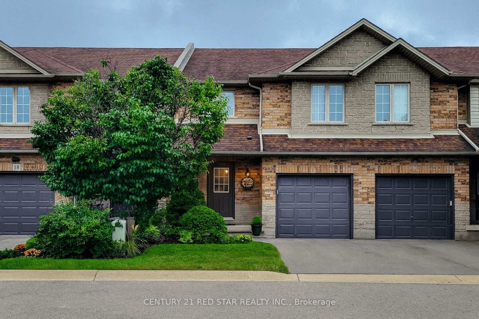 Photo de la propriété: 18 Cedar Street 19 ON L3M 5M7
