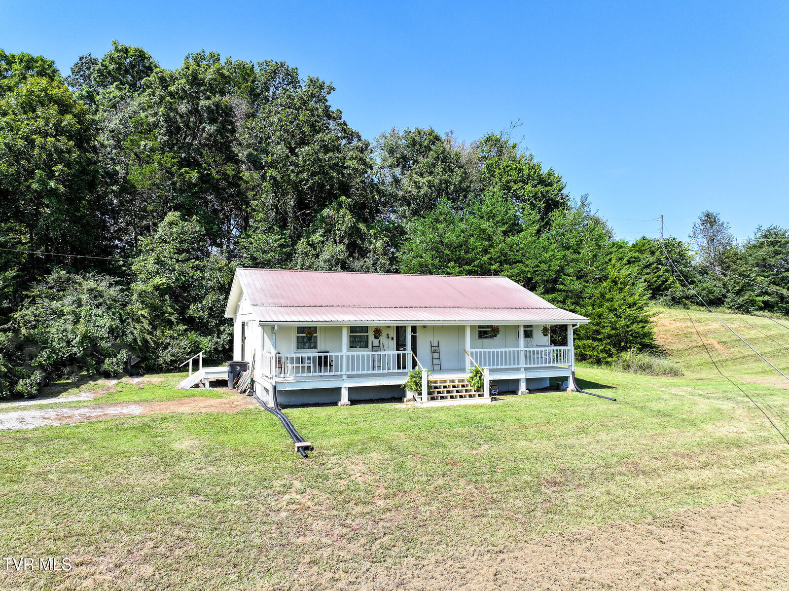 Property Photo: 2945 Enka Hwy TN 37813