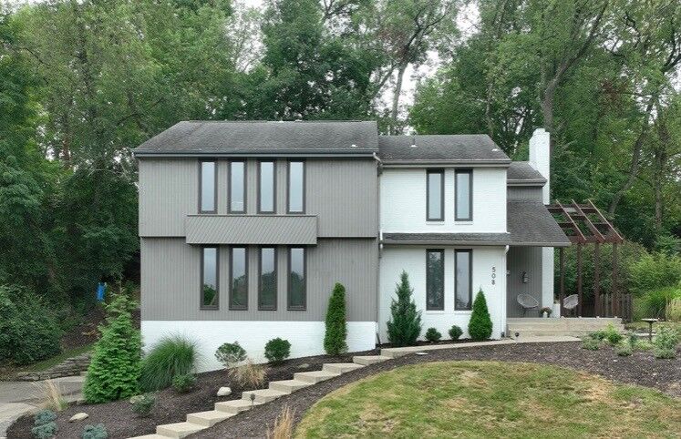 Property Photo: 508 Harrogate Rd PA 15241