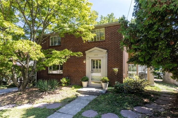 Property Photo:  1151 Greentree Rd.  PA 15220 