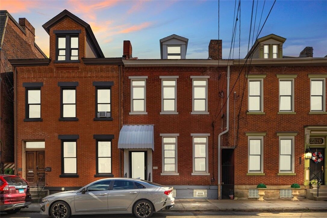Property Photo: 2322 Sarah St PA 15203
