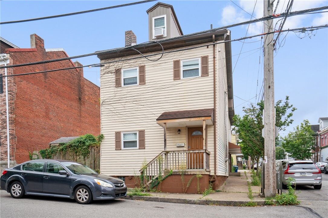 Property Photo: 3900 Mintwood St PA 15224