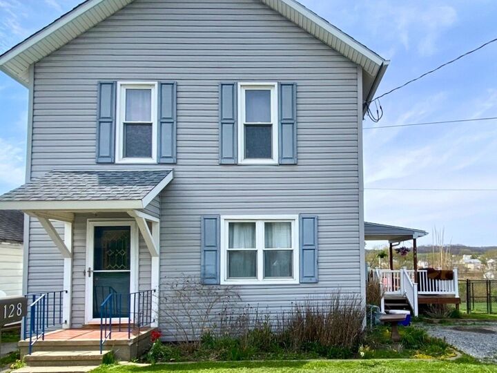 128 S Hawthorn Dr  Mayport PA 16240 photo
