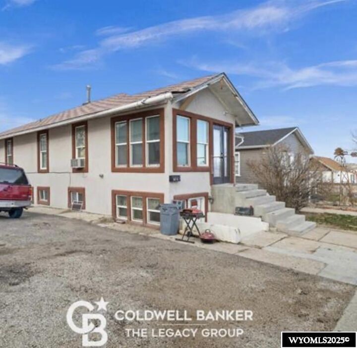 Property Photo:  1118 S Poplar Streets  WY 82601 