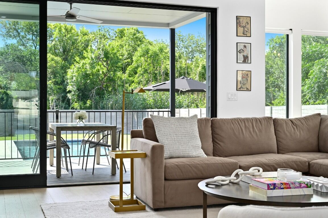 Property Photo: 5515 Jim Hogg Avenue B TX 78756