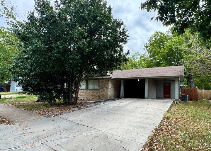 Property Photo: 10613 Golden Quail Drive A TX 78758