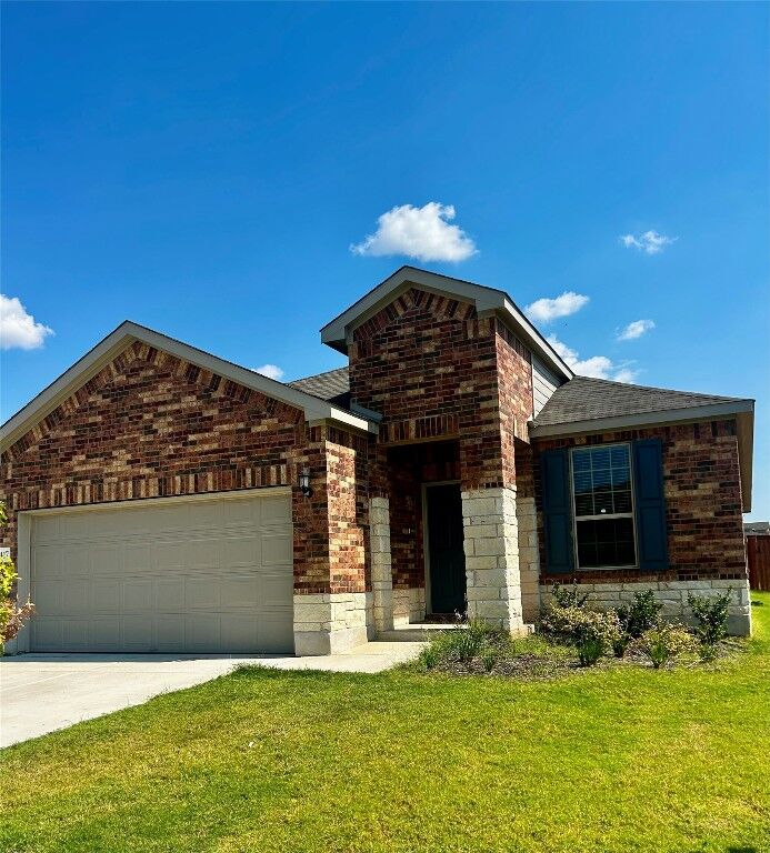 Property Photo: 417 Paradise Canyon Drive TX 76537