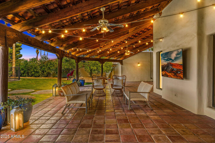 5838 E Berneil Lane  Paradise Valley AZ 85253 photo