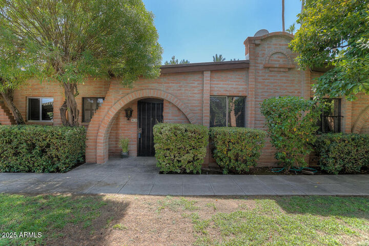 3032 N 32nd Street 63  Phoenix AZ 85018 photo