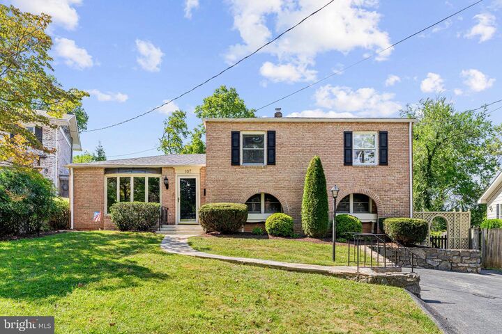 Property Photo: 107 Roszel Road VA 22601