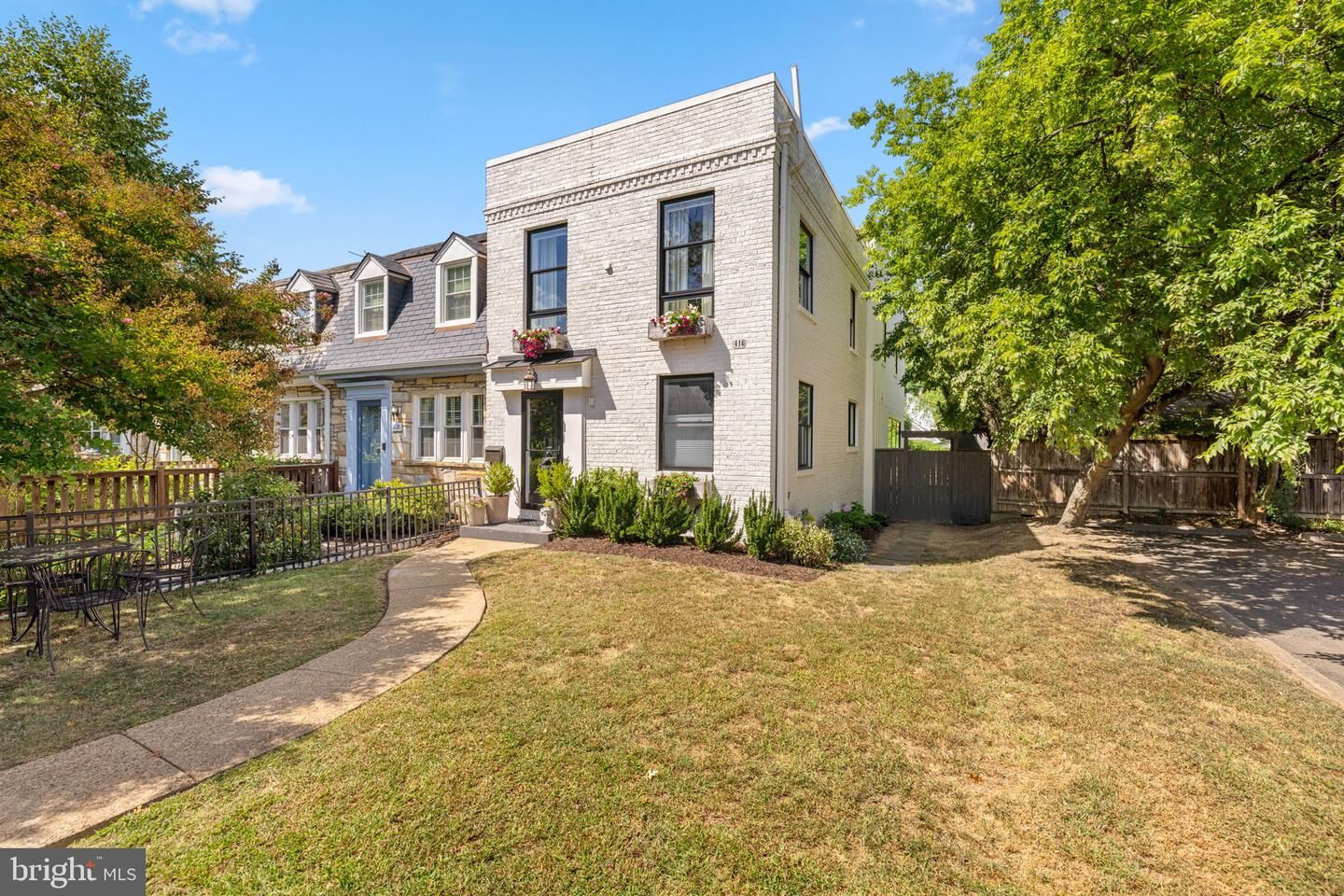 Property Photo:  416 Duncan Avenue  VA 22301 