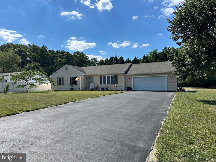 Property Photo: 807 Brookmeade Court MD 21804