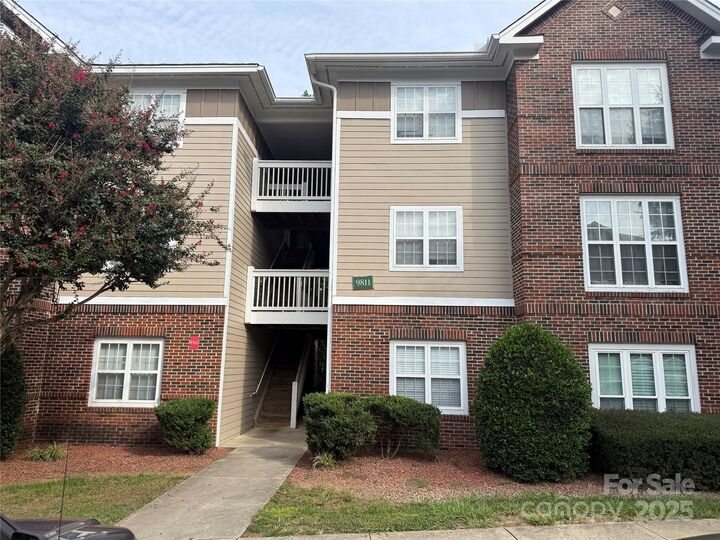 9811 Campus Walk Lane C  Charlotte NC 28262 photo