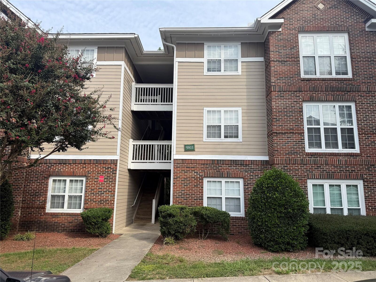 Property Photo: 9811 Campus Walk Lane C NC 28262