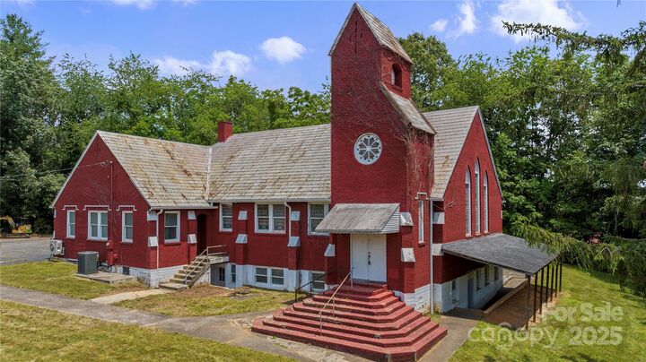 2755 New Leicester Highway  Leicester NC 28748 photo